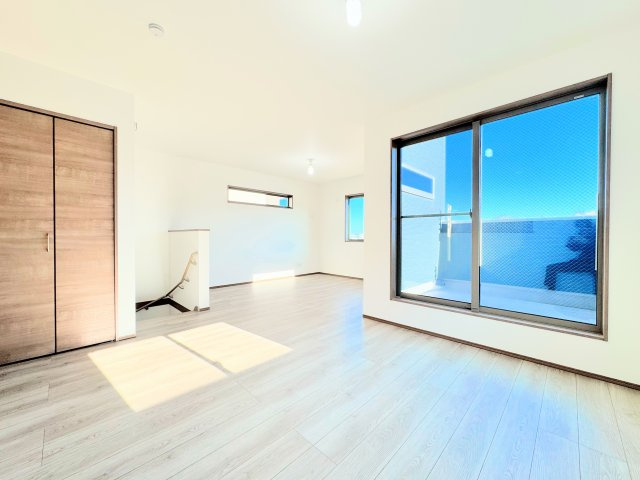 ◆家族みんなが爽やかに健やかに過ごせるように、溢れる光をたっぷり取り込んだリビングダイニング。集いの場、憩いの場としての快適性を求めたやすらぎの空間です！