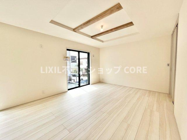 見学はしたいけど見に行く暇がないという方、仕事終わり等にご見学が出来るようサポートします。