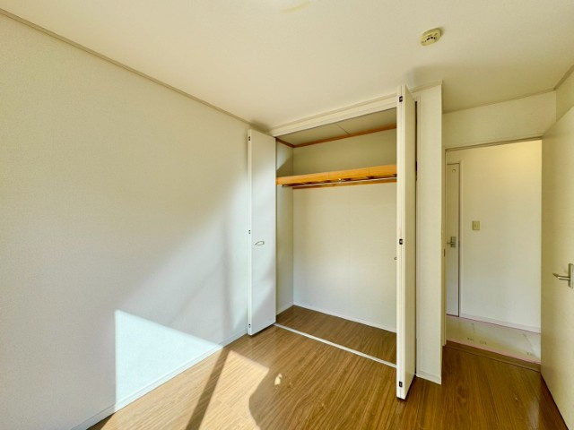 各所に収納を備え、日用品の整理がしやすい間取り設計が魅力です