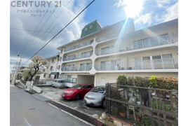 上野ハイツの外観