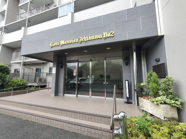 【エントランス】