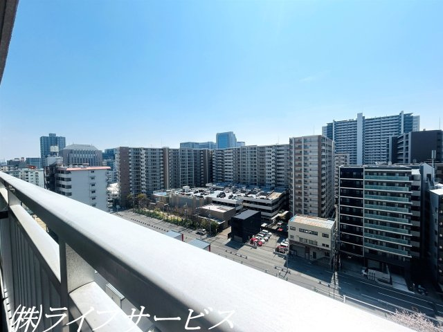 バルコニーからの眺望／上層階12階部分につき眺望良好です！