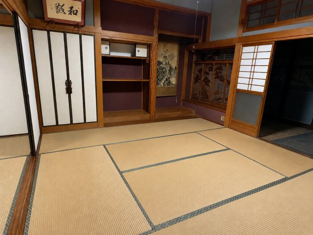 和室、ちょっとしたくつろぎスペースにいかがでしょうか