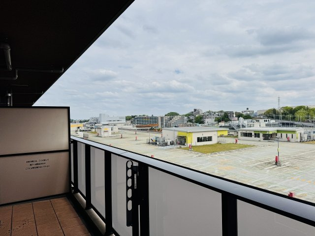 ～前面に高い建物が無く、眺望・陽当たり共に良好です～