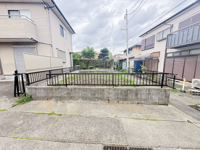千本浜海岸まで500m！徒歩約7分で行くことができ気軽にお散歩や夕陽を楽しめます。