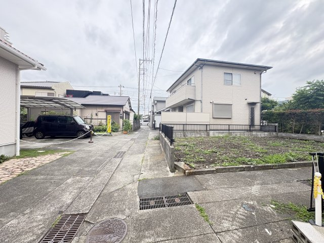 沼津駅南口まで約2km！駅へのアクセス良好でお出かけや通勤・通学に便利な立地です。