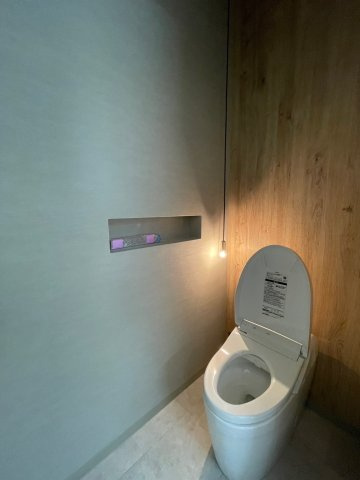 清潔感のあるトイレです