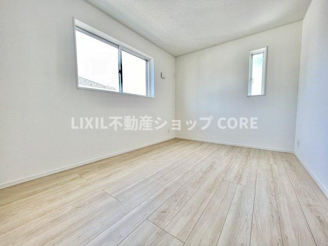 居室となる空間には毎日しっかりと光が差し込みます♪明るい室内になっております！　