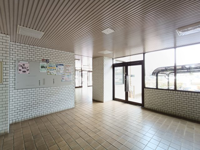 【エントランス】