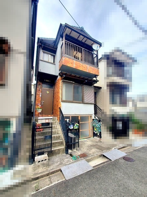 外観：327002501058