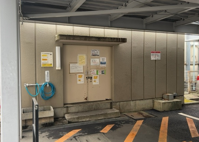 セキュリティ面にも配慮されたTVモニタ付インターホンが新設されます。来訪者の顔を室内から画像で確認できるため、防犯対策としてお子さまのお留守番時や一人で過ごす時間帯も安心してお過ごしいただけます。