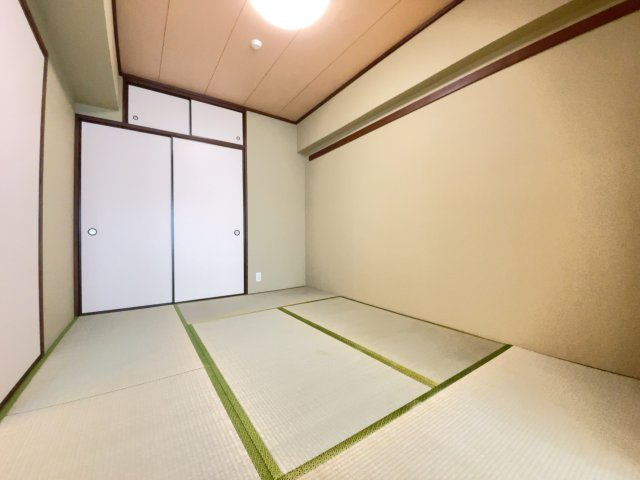 〇和室☆リビングと合わせて広くつかえる和室があります♪