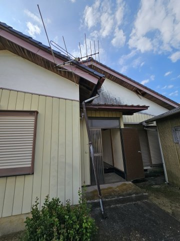 【下中山戸建ての外観】