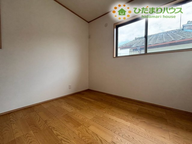 2階に独立した洋室を4部屋も備えたゆとりある間取り！家族それぞれの個室としてはもちろん、テレワークや趣味の部屋としても自由に活用できます。プライベートな時間を大切にしながら快適に暮らせますよ！