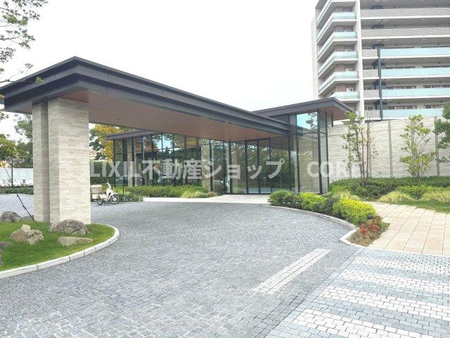 見学はしたいけど見に行く暇がないという方、仕事終わり等にご見学が出来るようサポートします。
