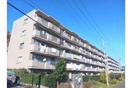 西所沢椿峰ニュータウン105街区1号棟の外観