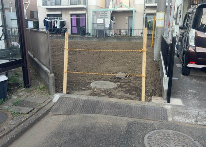 物件の詳細については、現地を見てわかること以外に、役所や法務局などで調べないとわからないことがあります。そのため、現地に行く場合は、もしこの物件を買ったらどのような生活ができるかをイメージしましょう。