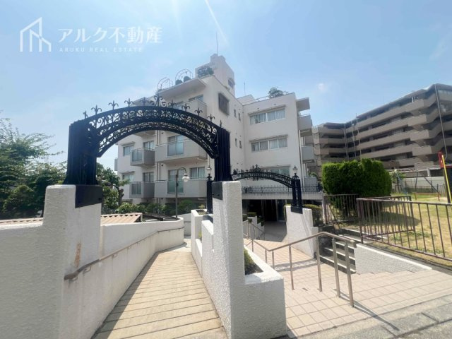 外観：328000666050