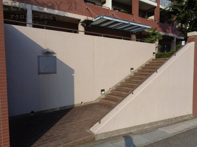 当日見学可能ですので、見学希望の際はお気軽にお問い合わせください。ネットからの見学予約も便利です♪