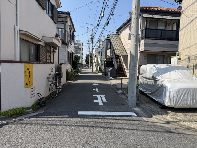 東側前面道路