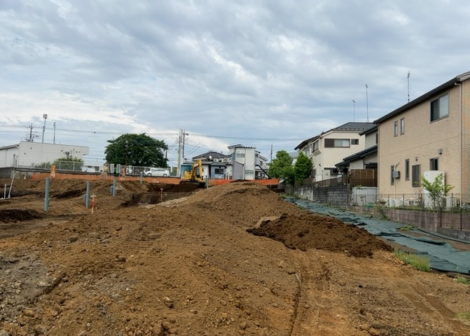 家を建てる前提で土地を探している場合、地盤の丈夫さは譲れない条件の一つです。地盤が脆弱だと追加工事が必要となります。また、過去に地盤沈下や液状化現象を起こした土地は、できるだけ避けた方がいいでしょう。