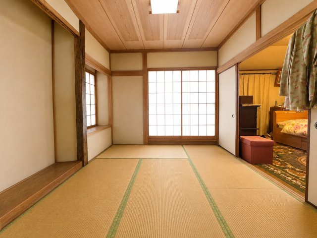 2階　約6帖　和室でお昼寝等、ゆっくり過ごせます