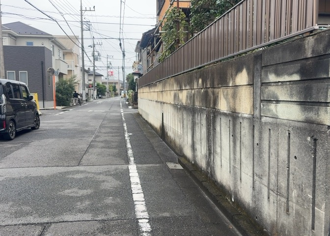 土地の地勢が高台の場合、景色を綺麗にみることができ、景色にこだわってお家探ししている方におすすめです！また平坦地よりも風通しがいいというメリットがあります。デメリットもあるので是非現地でご確認下さい。