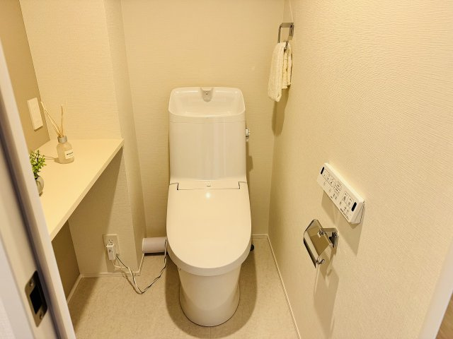 ～暖房温水洗浄機能付きトイレ　冬場は特に嬉しい機能ですね～