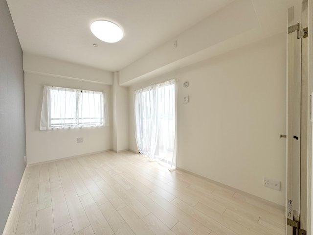 洋室7帖　間取り図左上の部屋