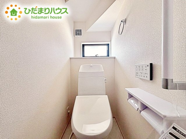 1・2階にトイレあるため、同時に利用でき混雑を避けられますね