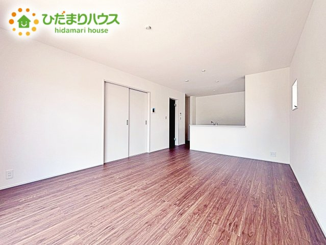 開放感あるLDKを確保！家族が集まるリビングはゆったり過ごしリフレッシュする場として居心地の良い空間にしたいですね。