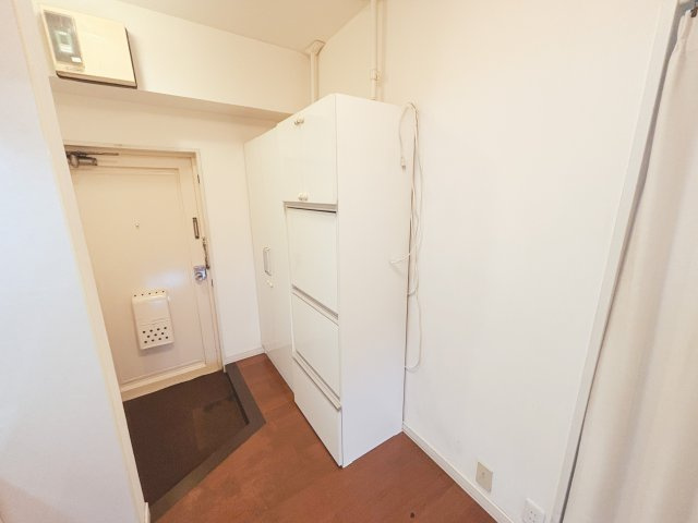 ■訪れる方を優しく迎える・安らぎに満ちた生活空間を予感させる。健やかな暮らしを楽しめそう。シューズボックスも付いています。