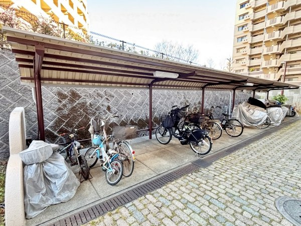敷地内にある自転車置場