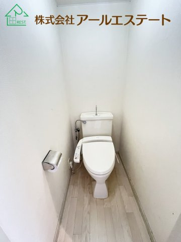 【日の出ハイツ JR「東姫路駅」徒歩4分のトイレ】