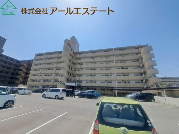 【日の出ハイツ JR「東姫路駅」徒歩4分の駐車場】