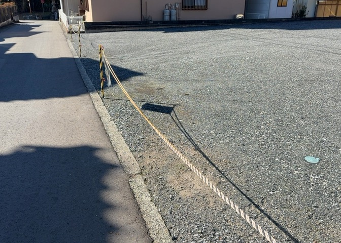 家を建てる前提で土地を探している場合、地盤の丈夫さは譲れない条件の一つです。地盤が脆弱だと追加工事が必要となります。また、過去に地盤沈下や液状化現象を起こした土地は、できるだけ避けた方がいいでしょう。