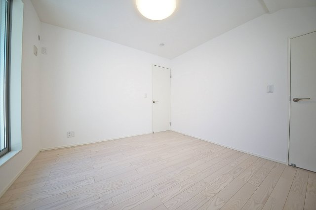 全居室収納完備！2部屋はWICを設置しているので満足の収納力です