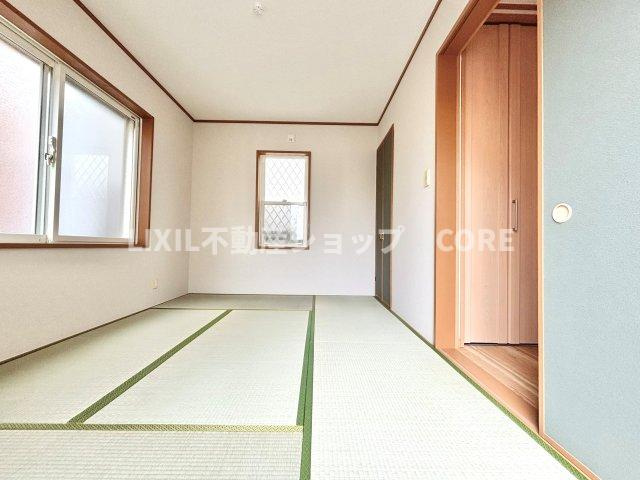 来客時には客間や宿泊部屋としても活用できる、多様性をもつのが和室の魅力です。