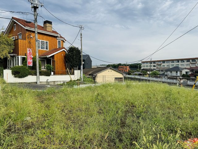 中野団地バス停徒歩5分の建築条件付き売地　30坪1、700万円で、フリープランの建物を建築可能