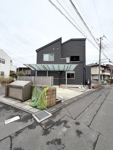 落ち着いた雰囲気の外観です