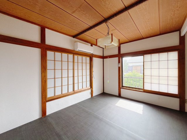 ■和室｜旅館のような趣を感じられる、くつろぎの住空間です。落ち着いた和の雰囲気が、日々の暮らしに癒しをもたらします♪