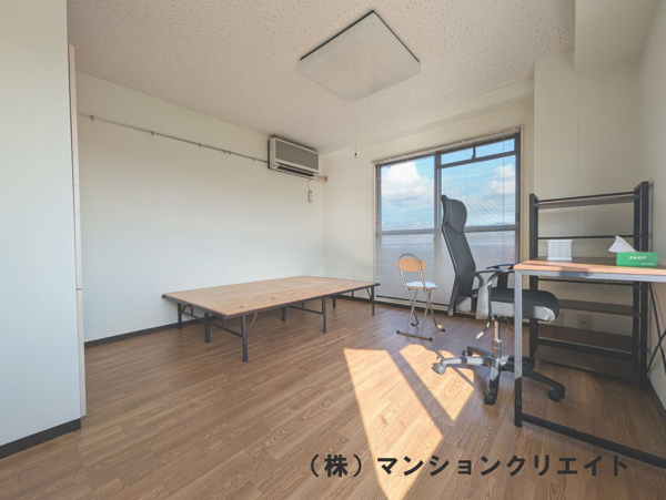 【ゴールデンパーク豊島の洋室】