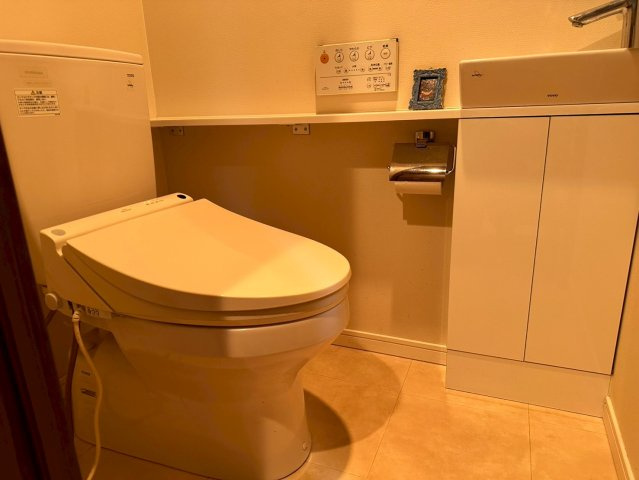 ゆったりとした空間のトイレです