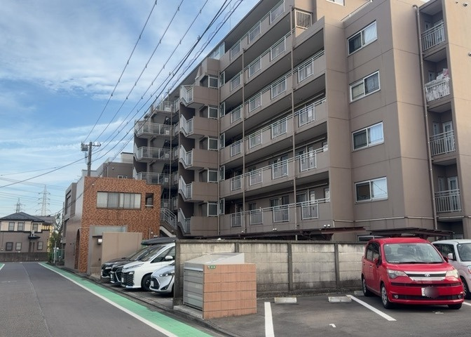 マンションの外観は非常に重要なポイントです！外観の善し悪しは資産価値に大きな影響を与えます。外観のいいマンションを購入することで、高値で売却がしやすく、買い手が見つかりやすいというメリットがあります。