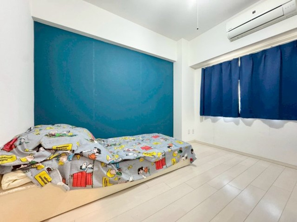 【エルシティ草津壱番館の洋室】