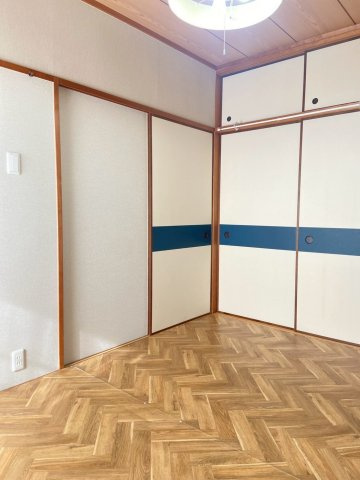 【エルシティ草津壱番館の和室】