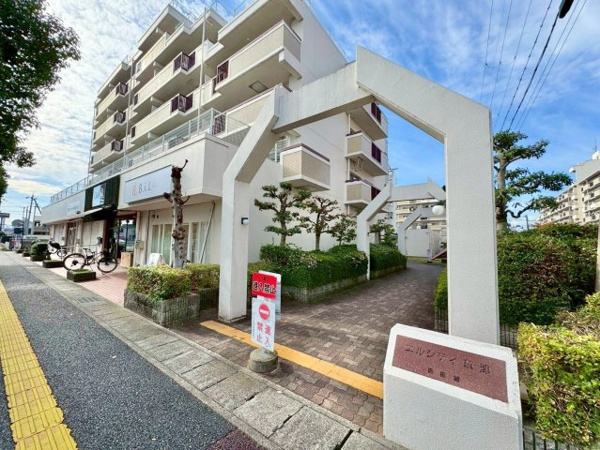 【エルシティ草津壱番館のエントランス】