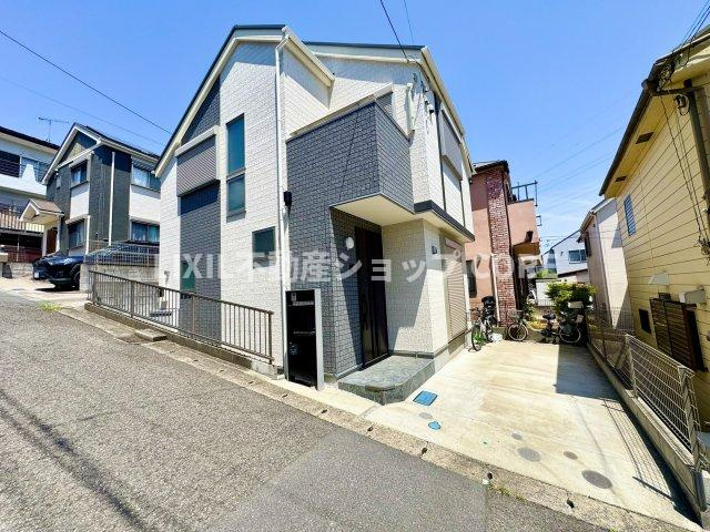 表現された空間は豊かな光と風を纏い、暮らしの時間を豊かにしてくれます。　