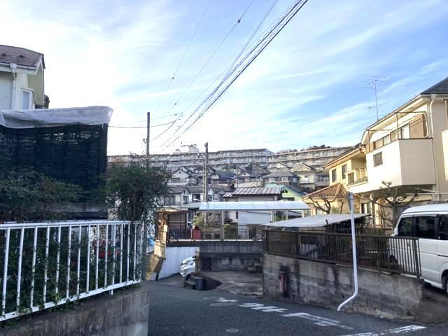 田園風景が味わえる土地に住みたい！海や山の見える自然豊かな土地に住みたい！などご要望に併せて当社営業がご提案させて頂きます。当社が抱えている数ある物件の中からお客様が納得する1件を一緒に探しましょう！