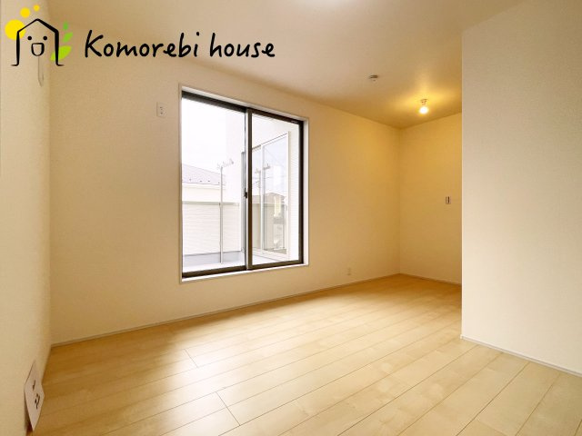 使い勝手のいい寝室です